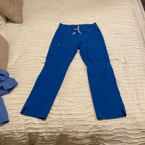 Figs scrub pants like new